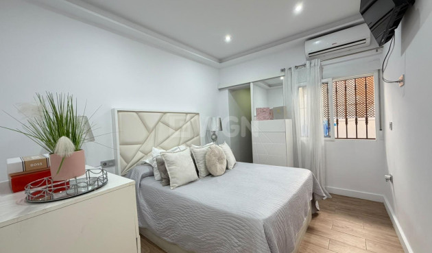 Reventa - Adosado - Torrevieja - Nueva Torrevieja