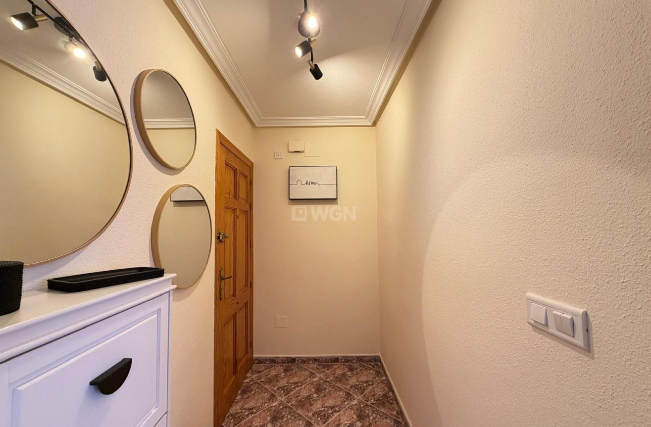 Wiederverkauf - Wohnung - Torrevieja - Centro