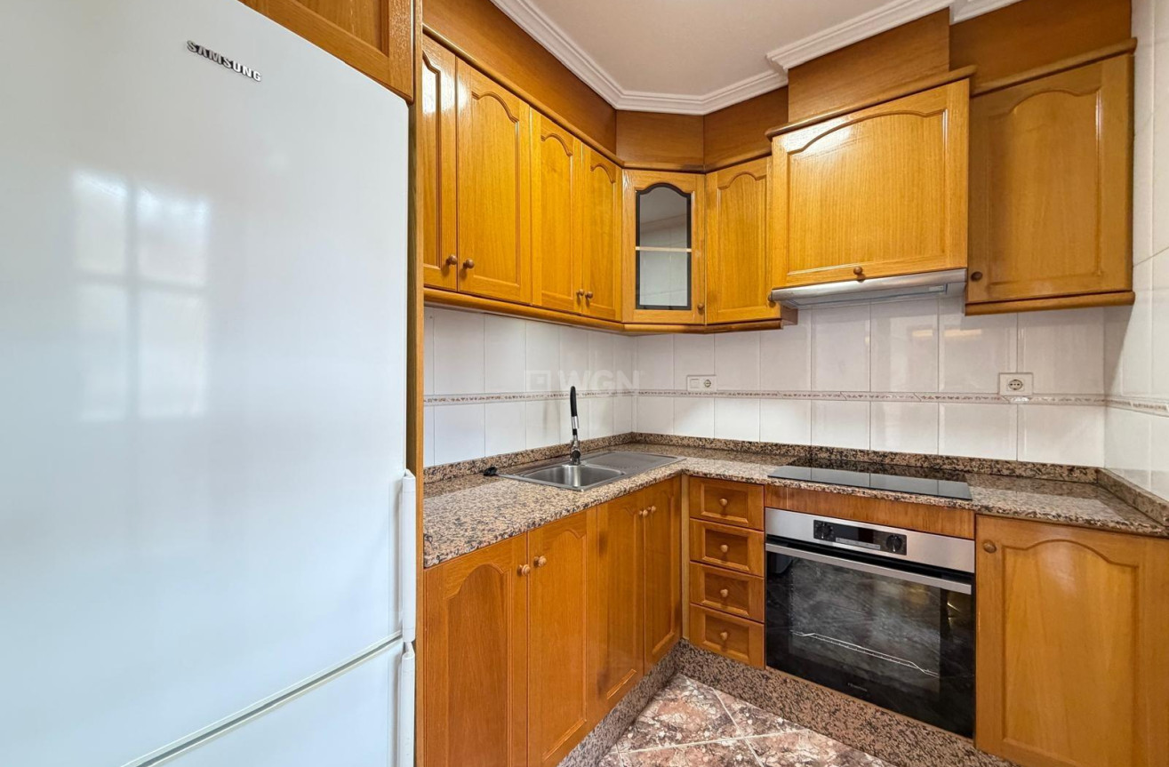Wiederverkauf - Wohnung - Torrevieja - Centro