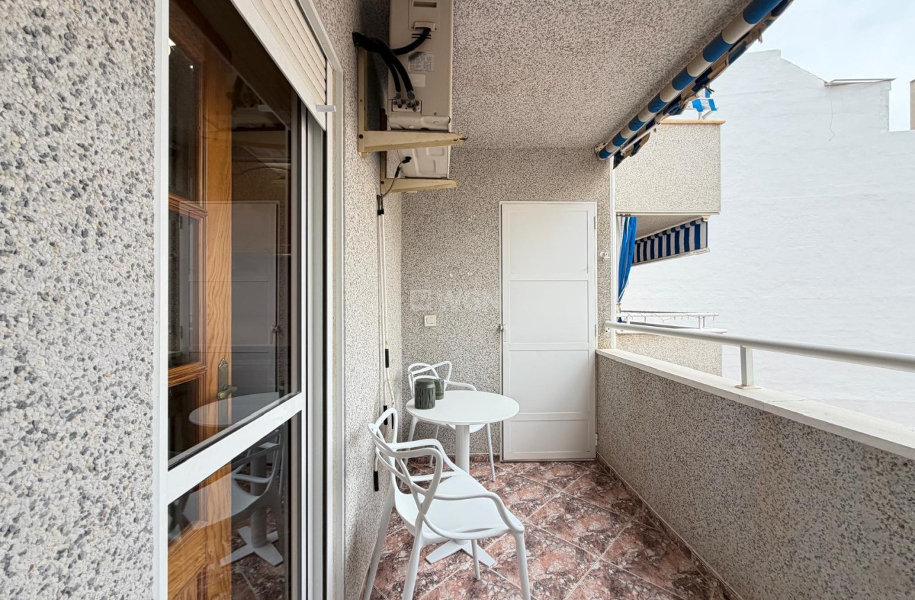 Wiederverkauf - Wohnung - Torrevieja - Centro