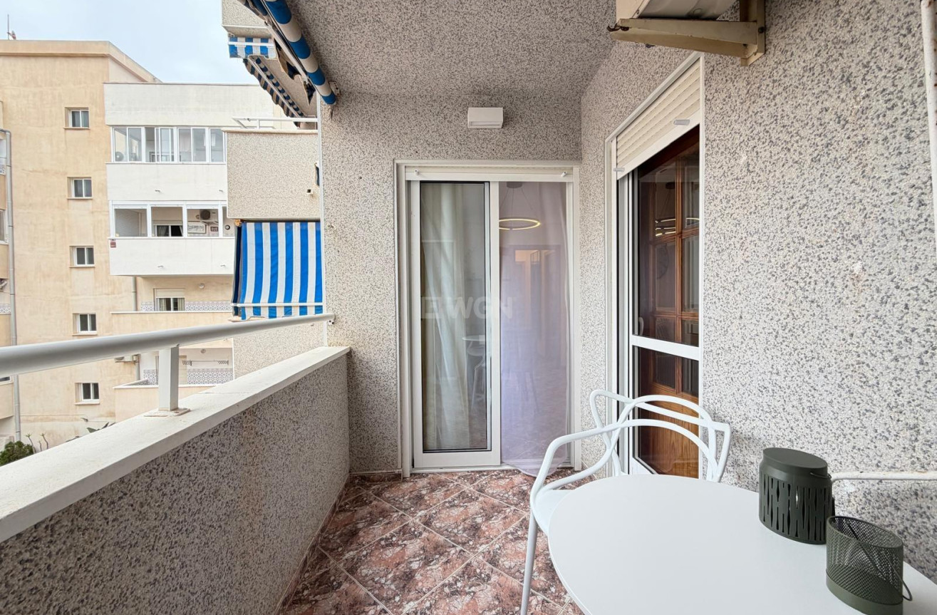 Wiederverkauf - Wohnung - Torrevieja - Centro
