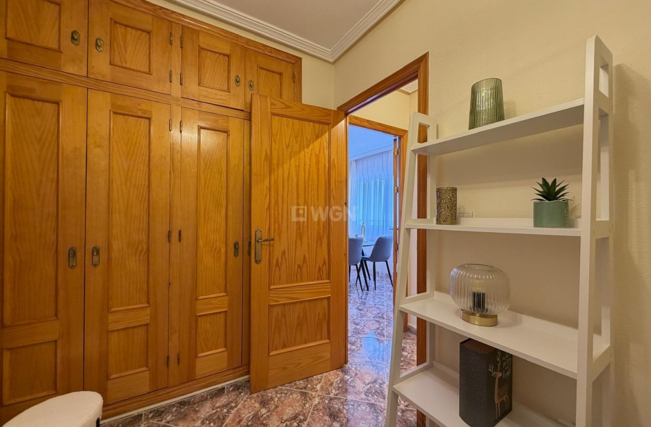 Wiederverkauf - Wohnung - Torrevieja - Centro