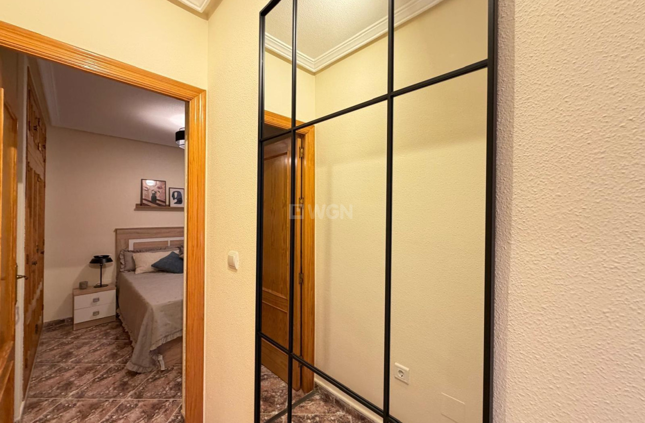 Wiederverkauf - Wohnung - Torrevieja - Centro
