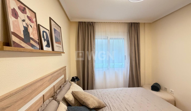 Odsprzedaż - Mieszkanie w bloku - Torrevieja - Centro