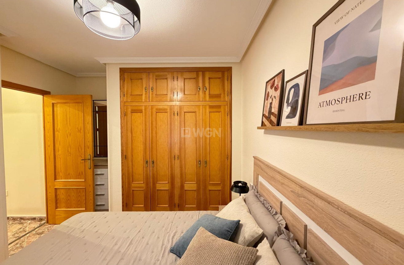 Wiederverkauf - Wohnung - Torrevieja - Centro