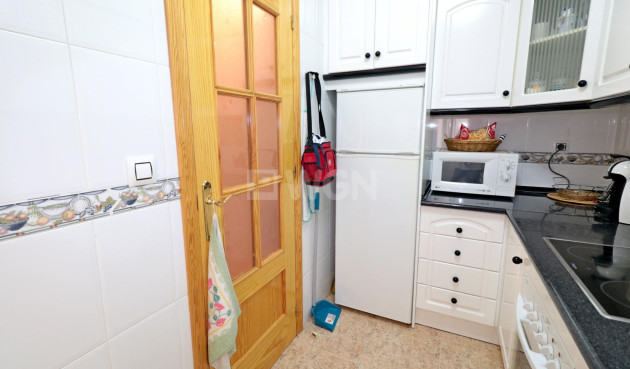 Resale - Apartment / flat - Torrevieja - Acequion