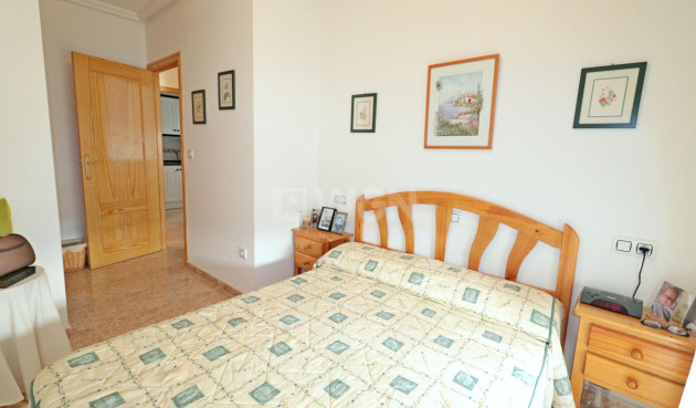 Resale - Apartment / flat - Torrevieja - Acequion