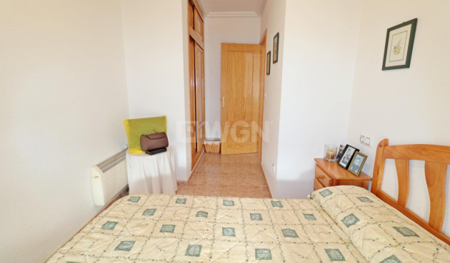 Resale - Apartment / flat - Torrevieja - Acequion