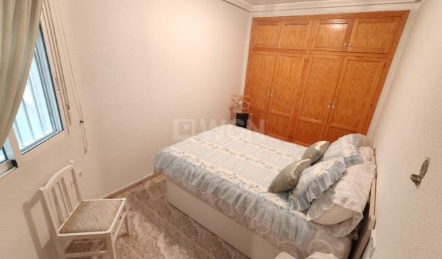 Resale - Apartment / flat - Torrevieja - Playa del Cura