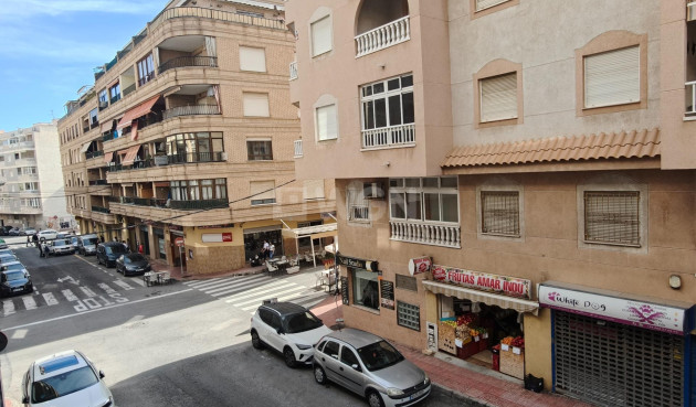 Resale - Apartment / flat - Torrevieja - Playa del Cura