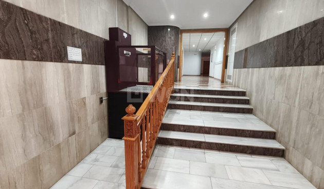 Resale - Apartment / flat - Torrevieja - Playa del Cura