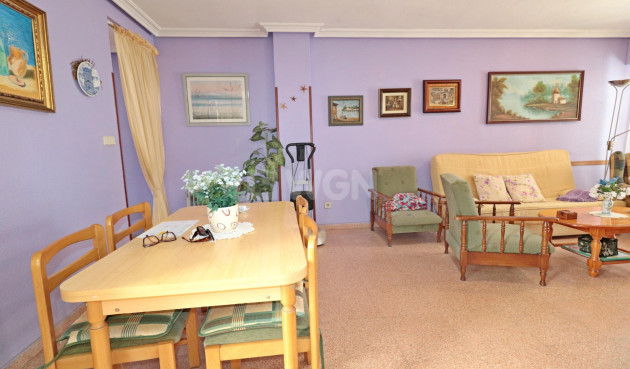 Resale - Apartment / flat - Torrevieja - Acequion