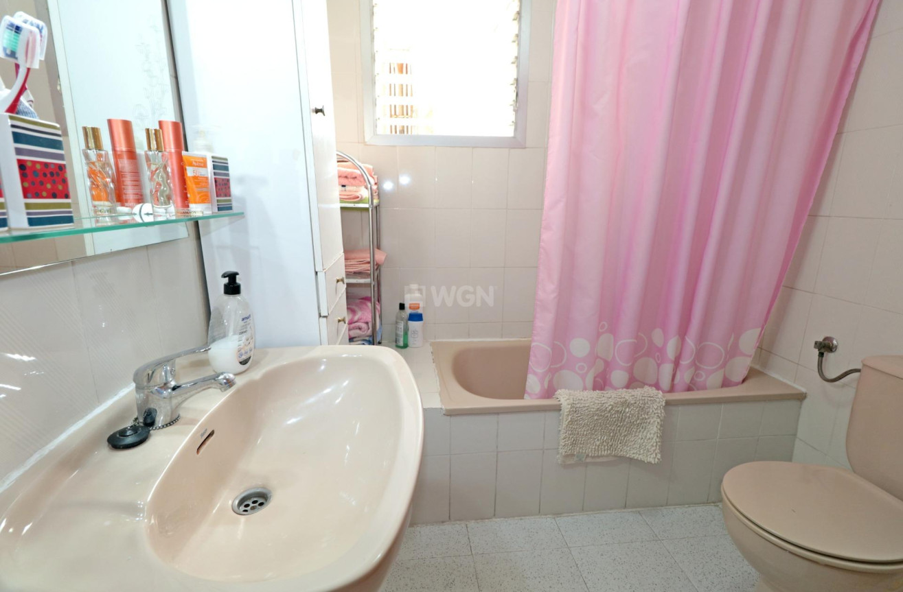 Wiederverkauf - Wohnung - Torrevieja - Acequion