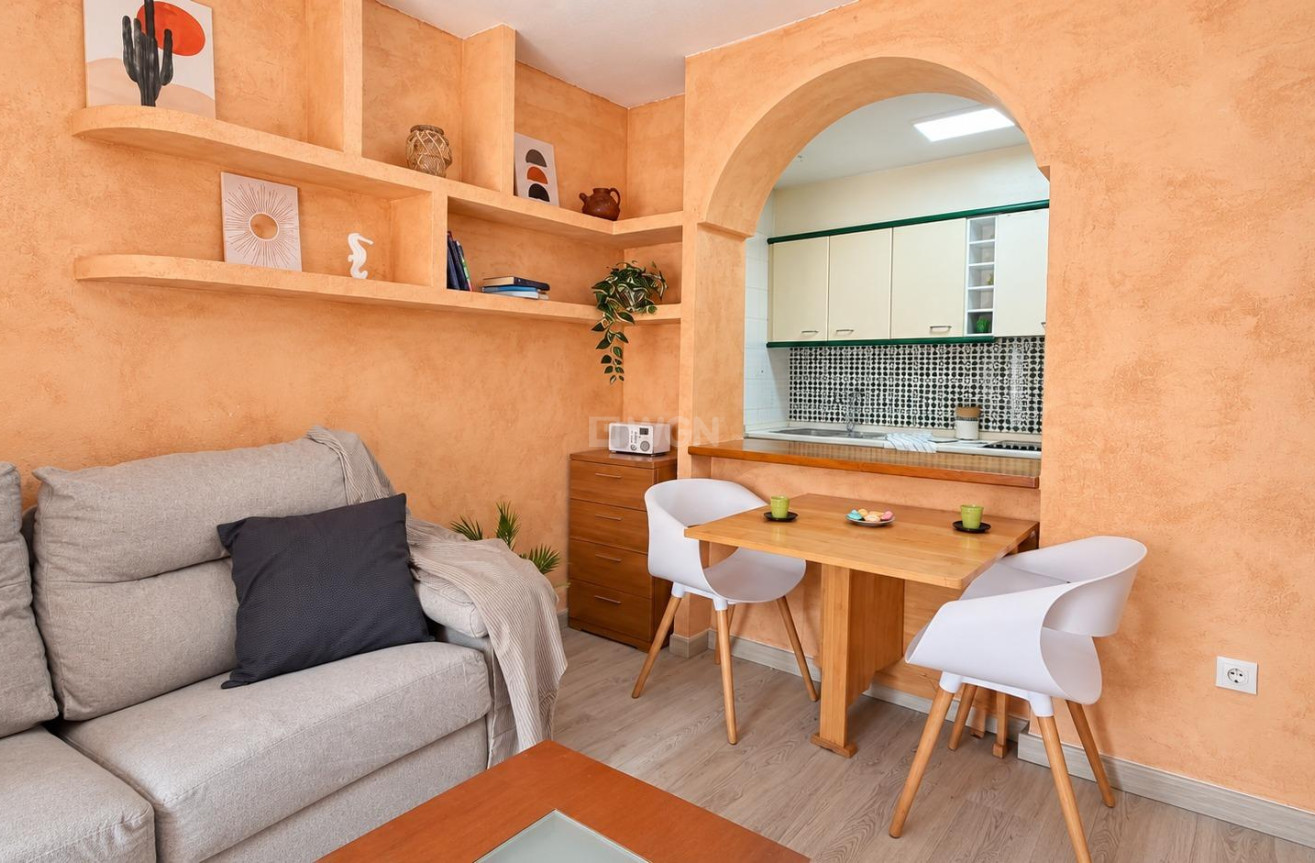 Wiederverkauf - Wohnung - Torrevieja - Playa de los Locos
