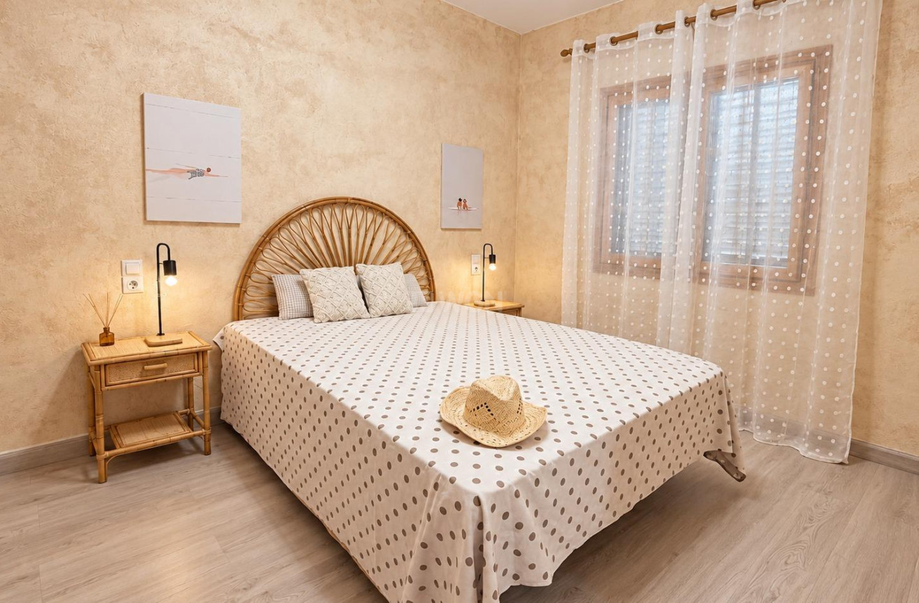 Wiederverkauf - Wohnung - Torrevieja - Playa de los Locos
