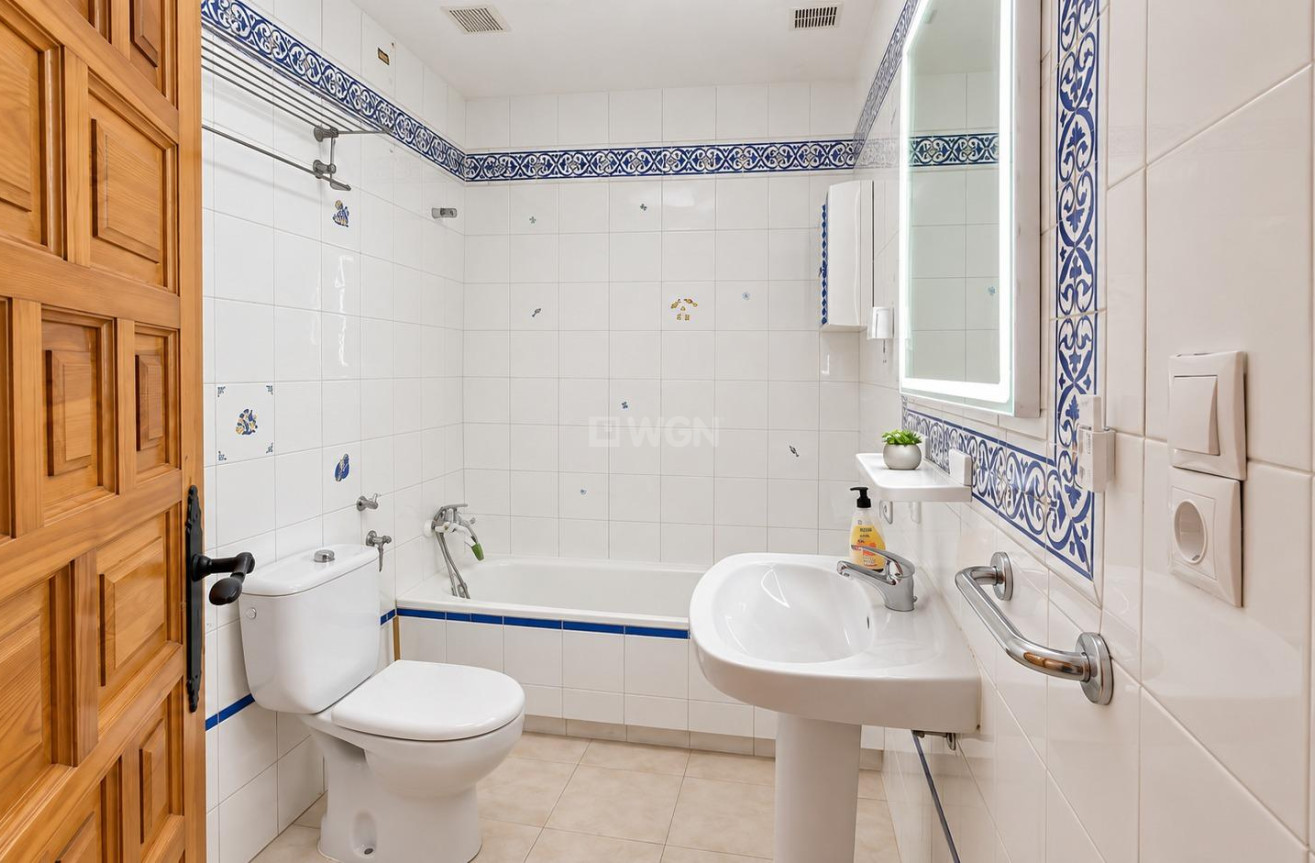 Wiederverkauf - Wohnung - Torrevieja - Playa de los Locos
