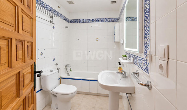 Wiederverkauf - Wohnung - Torrevieja - Playa de los Locos