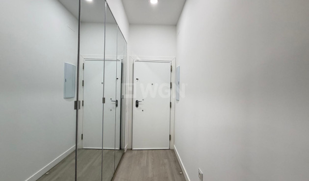Resale - Apartment / flat - Torrevieja - Playa del Cura