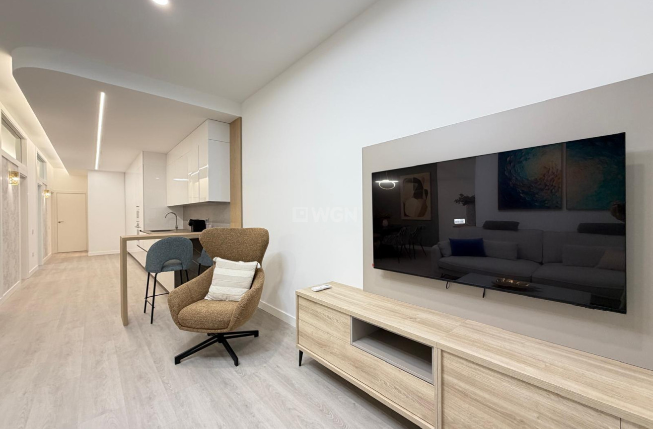 Resale - Apartment / flat - Torrevieja - Playa del Cura