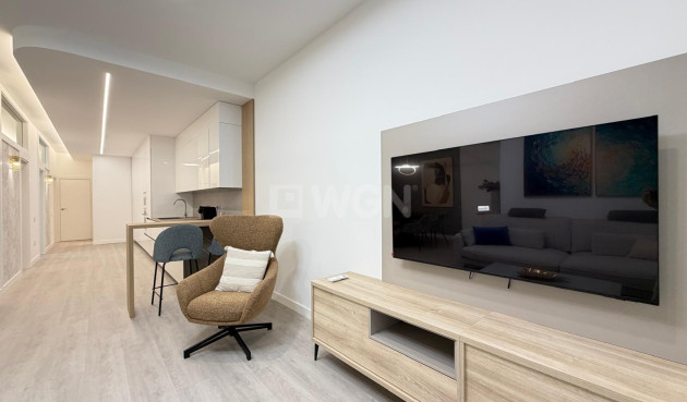 Resale - Apartment / flat - Torrevieja - Playa del Cura