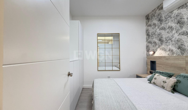 Resale - Apartment / flat - Torrevieja - Playa del Cura