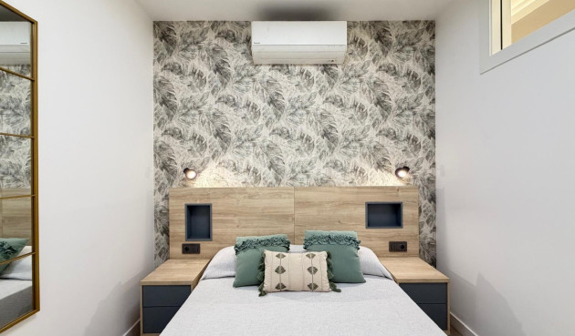 Resale - Apartment / flat - Torrevieja - Playa del Cura
