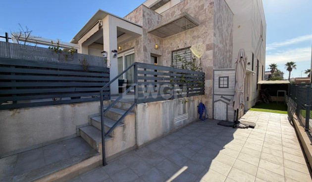Reventa - Adosado - Torrevieja - aguas nuevas