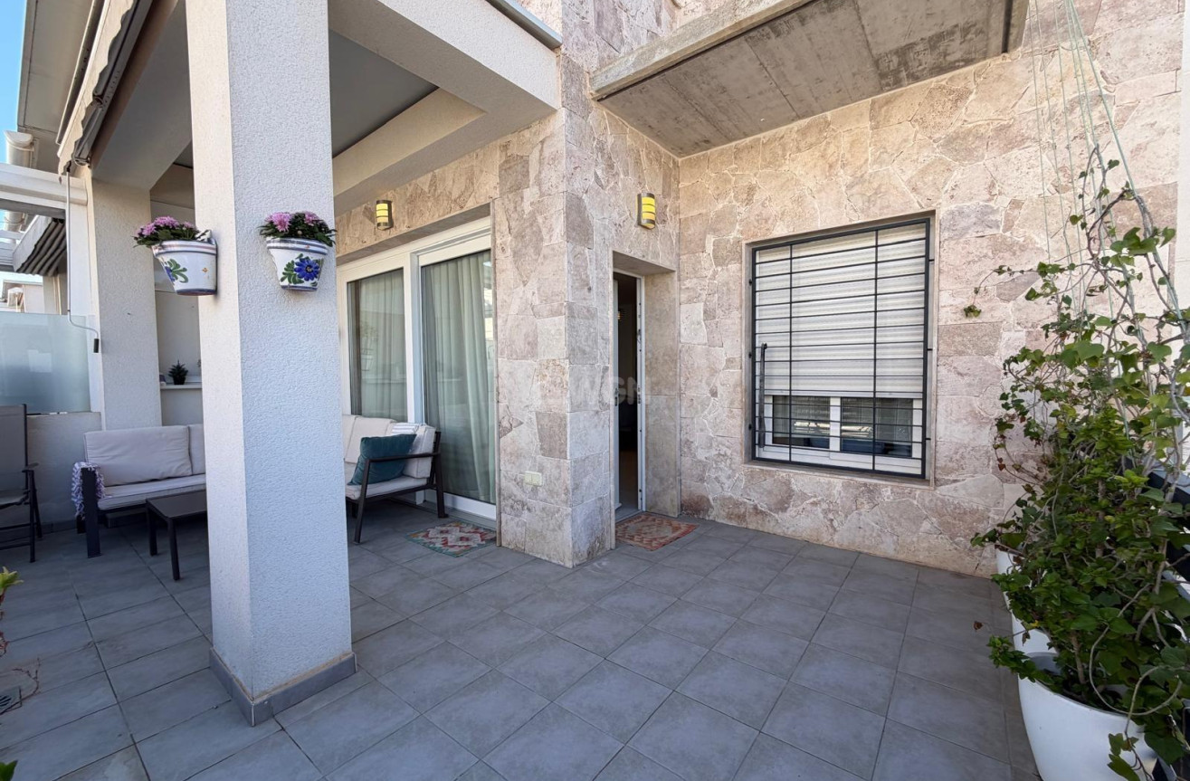 Reventa - Adosado - Torrevieja - aguas nuevas