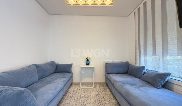 Reventa - Adosado - Torrevieja - aguas nuevas