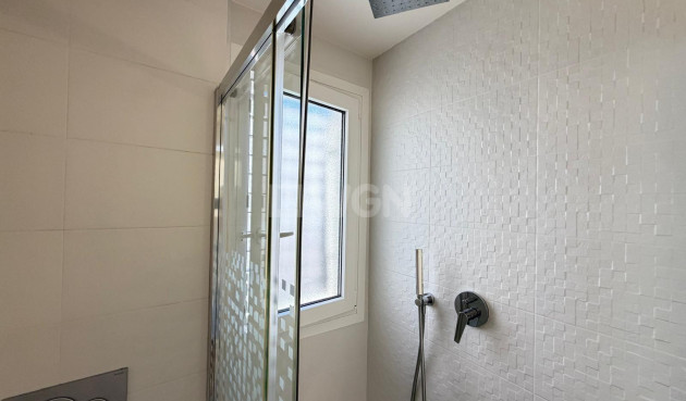 Reventa - Adosado - Torrevieja - aguas nuevas