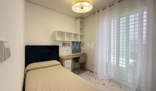 Reventa - Adosado - Torrevieja - aguas nuevas