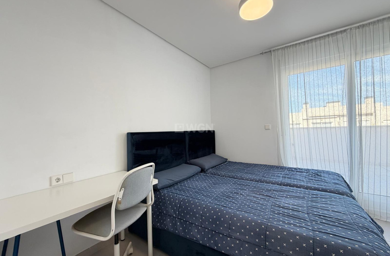 Reventa - Adosado - Torrevieja - aguas nuevas