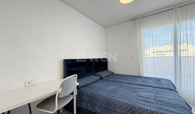 Reventa - Adosado - Torrevieja - aguas nuevas