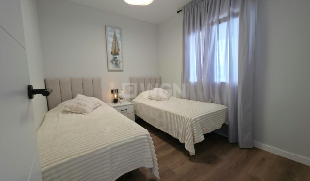 Wiederverkauf - Bungalow - Torrevieja - Zona Los Frutales