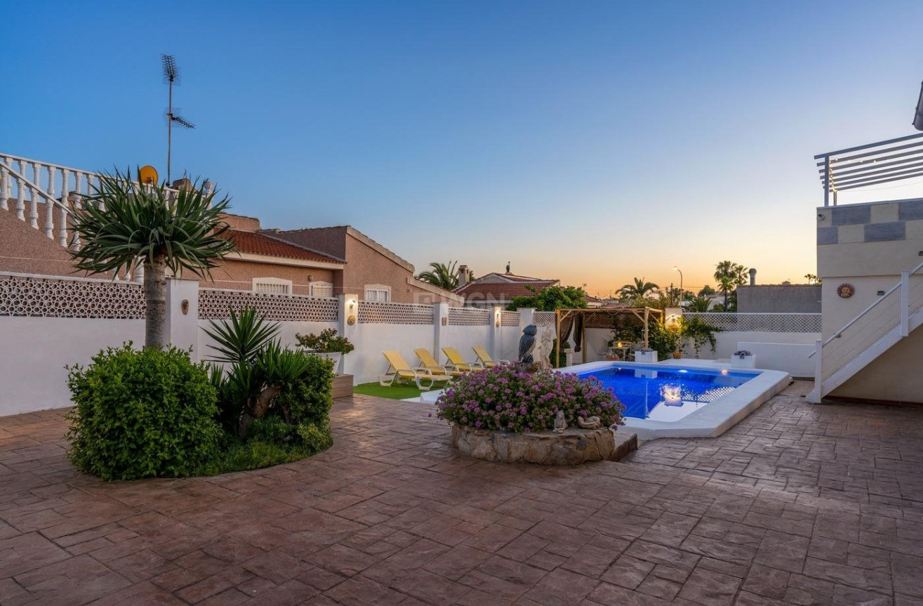 Odsprzedaż - Villa - Ciudad Quesada - Costa Blanca