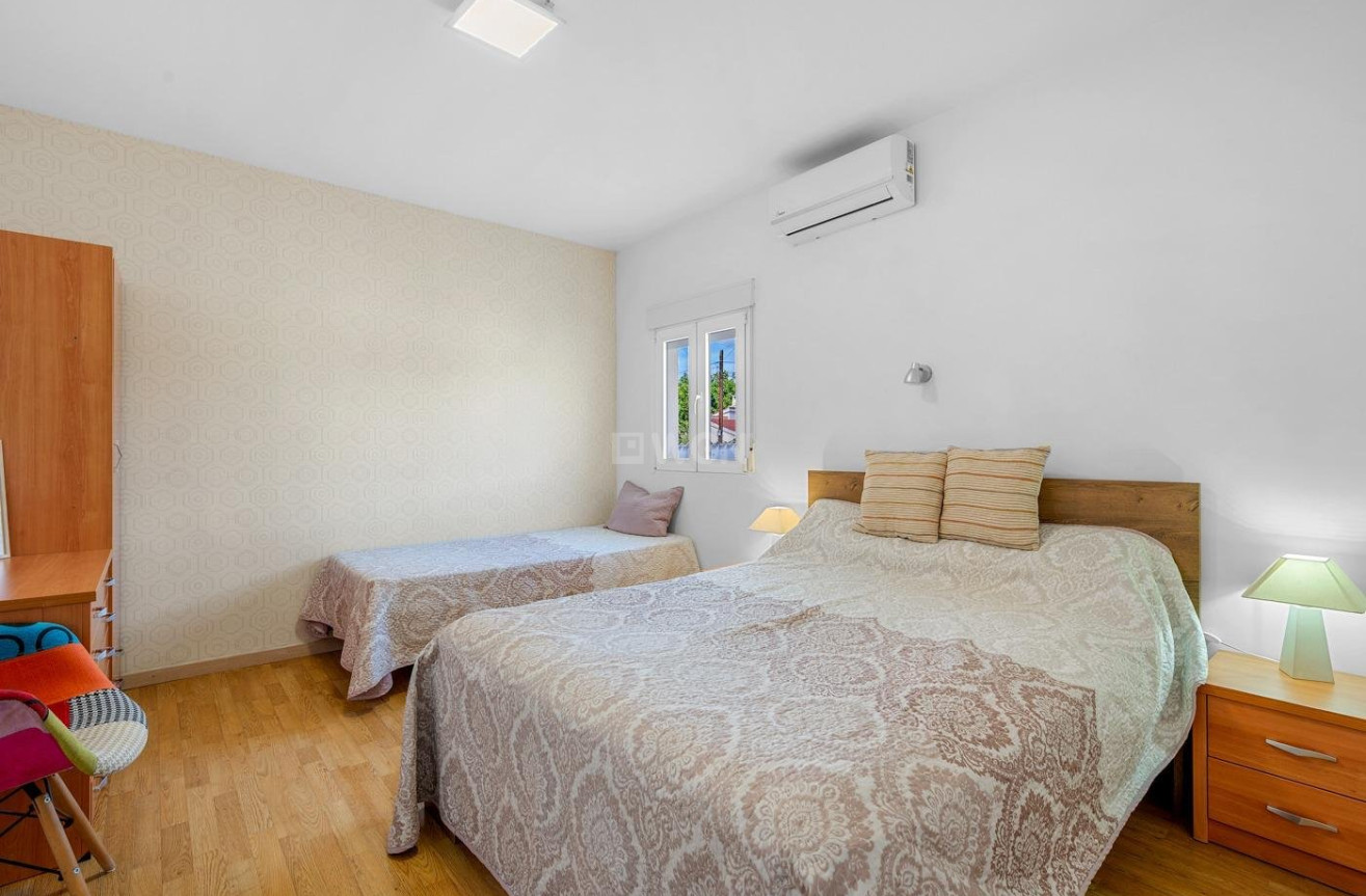Odsprzedaż - Villa - Ciudad Quesada - Costa Blanca