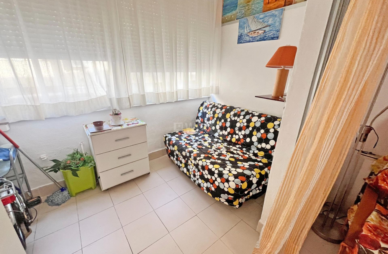 Resale - Apartment / flat - Guardamar del Segura - Centro