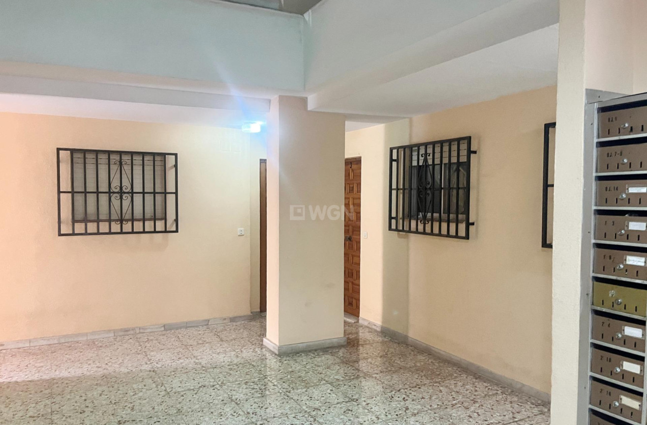 Resale - Apartment / flat - Guardamar del Segura - Centro