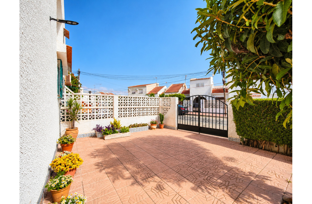 Resale - Townhouse - Torrevieja - Costa Blanca