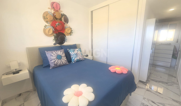 Resale - Apartment / flat - Villamartin - Costa Blanca