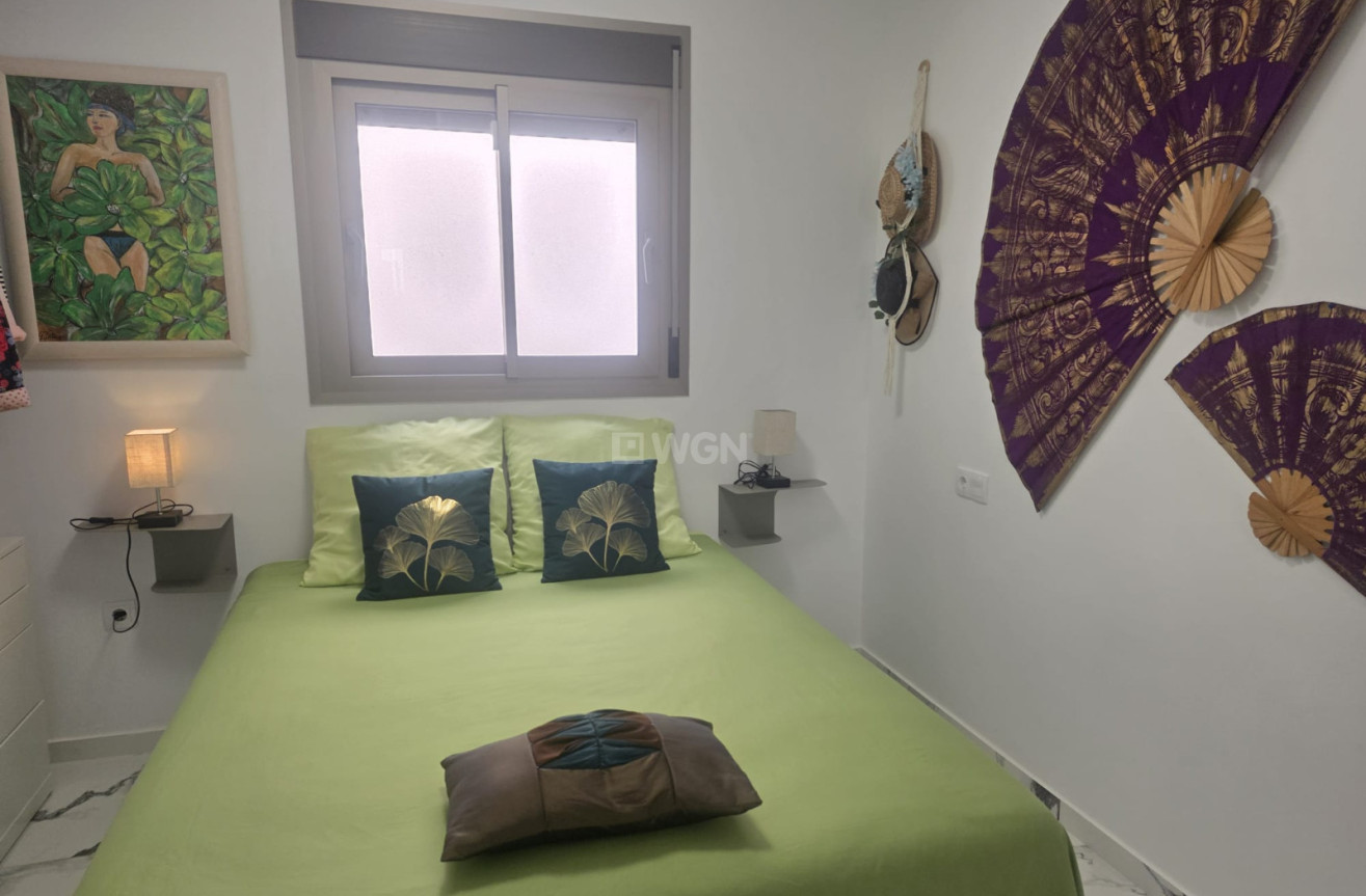 Resale - Apartment / flat - Villamartin - Costa Blanca