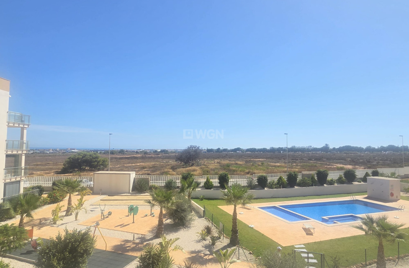 Resale - Apartment / flat - Villamartin - Costa Blanca