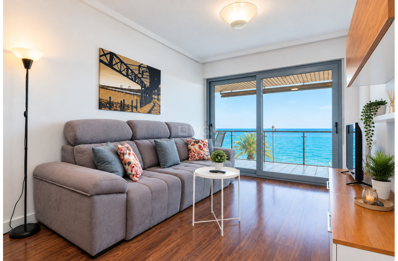 Resale - Apartment / flat - Torrevieja - Costa Blanca