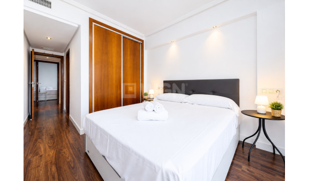 Resale - Apartment / flat - Torrevieja - Costa Blanca