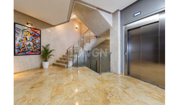 Resale - Apartment / flat - Torrevieja - Costa Blanca