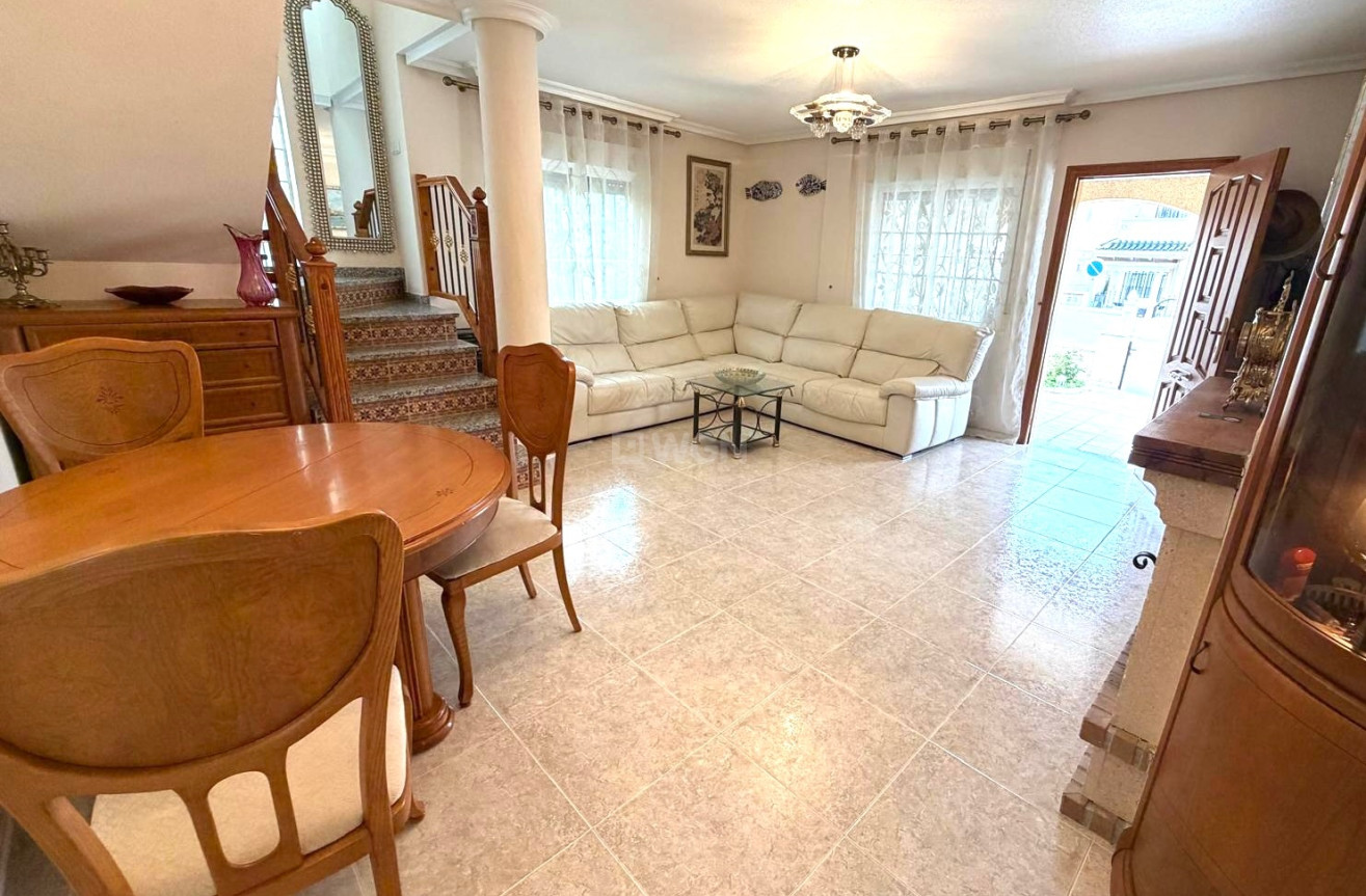 Wiederverkauf - Villa - Orihuela Costa - Costa Blanca