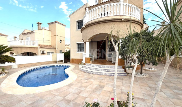 Wiederverkauf - Villa - Orihuela Costa - Costa Blanca