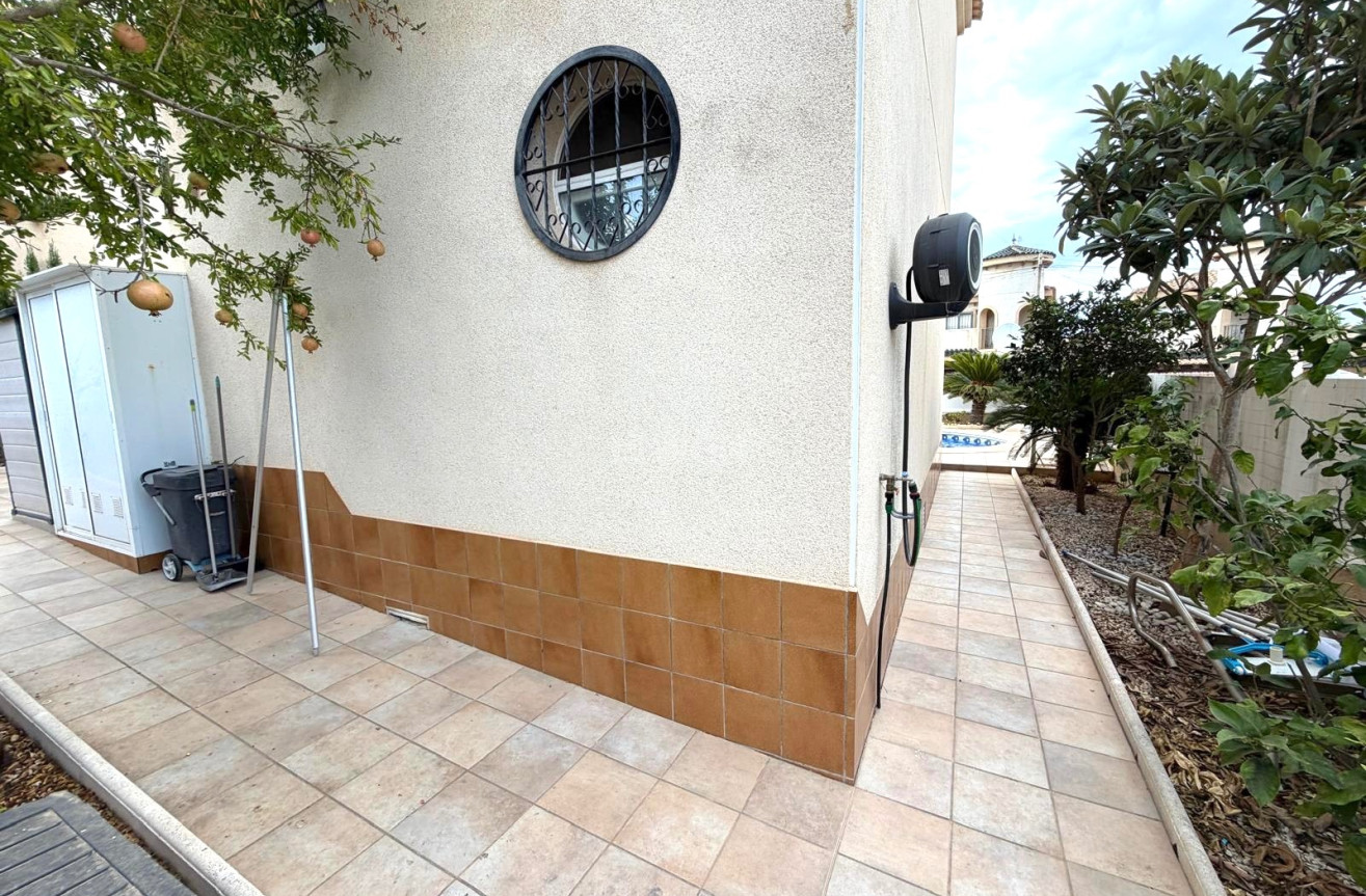Wiederverkauf - Villa - Orihuela Costa - Costa Blanca