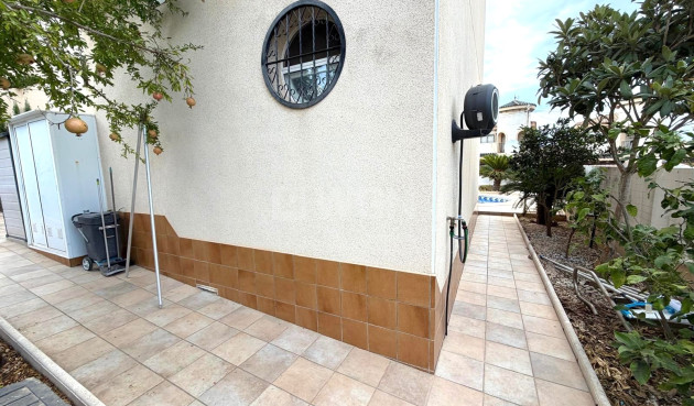 Wiederverkauf - Villa - Orihuela Costa - Costa Blanca