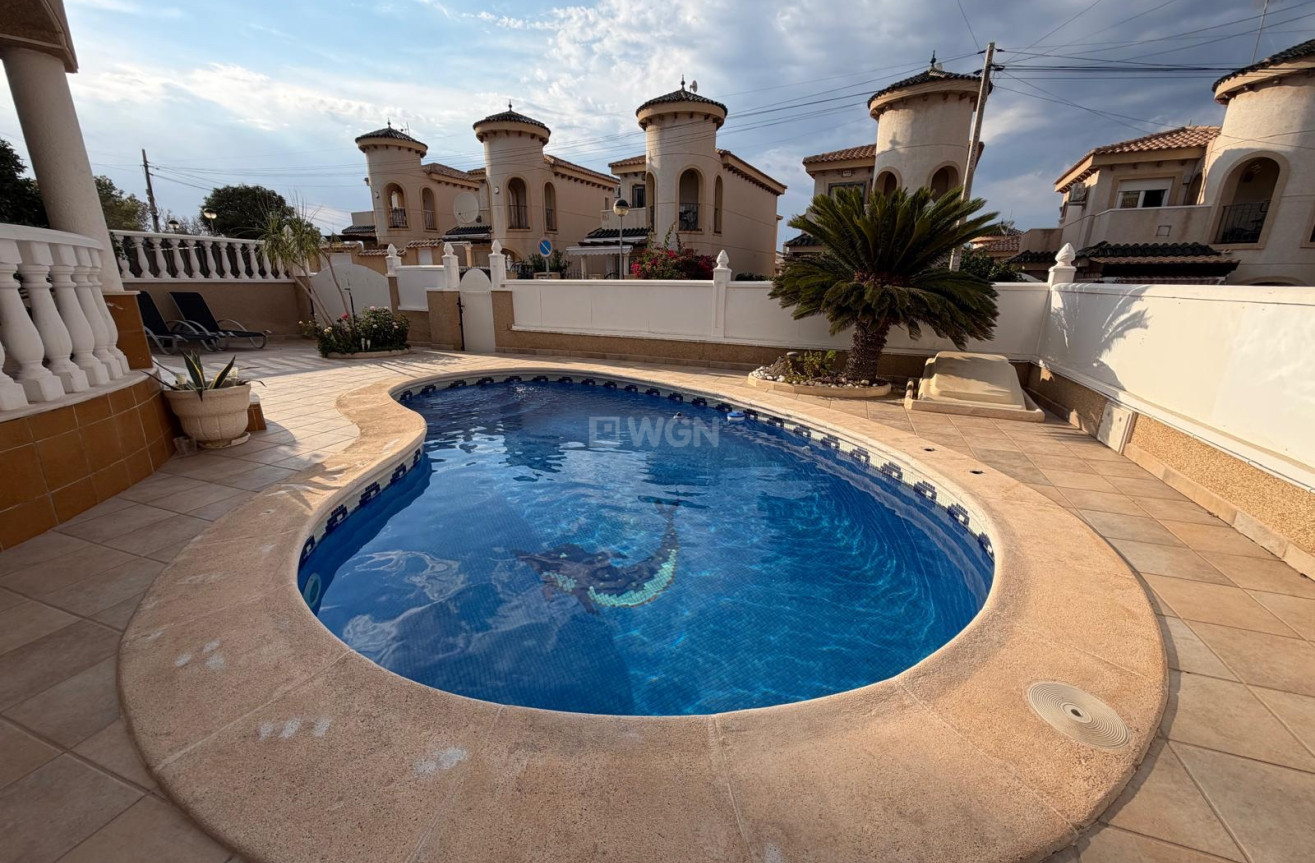 Wiederverkauf - Villa - Orihuela Costa - Costa Blanca